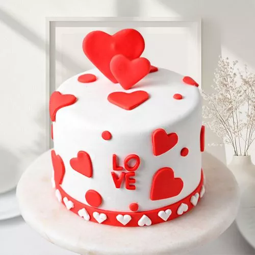 Charming Heartfelt Cake