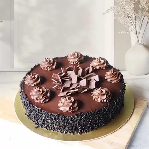 Rich Chocolate Truffle Cake