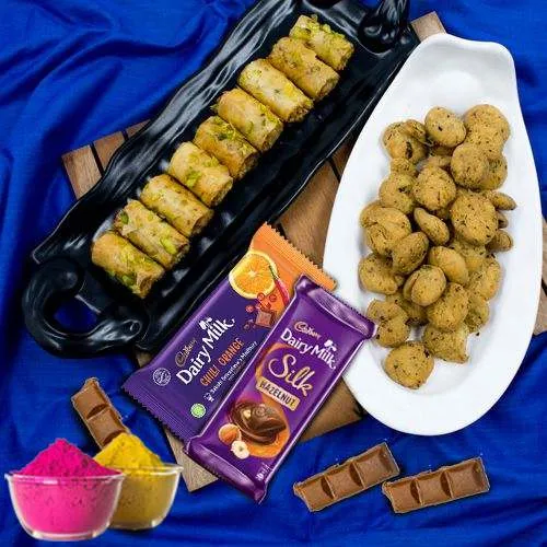 Pleasing Sweet n Snacks Holi Gift Combo