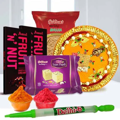 Expressive Holi Celebration Gift Hamper with Gulal n Pitchkari