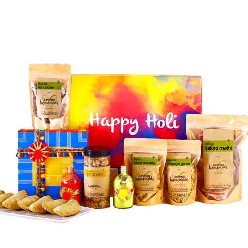 Tasty Assorted Treats with Gujiya N Organic Gulal