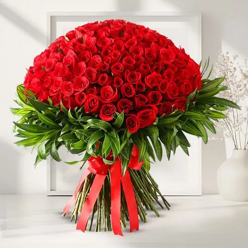 Vibrant 200 Red Roses Bouquet