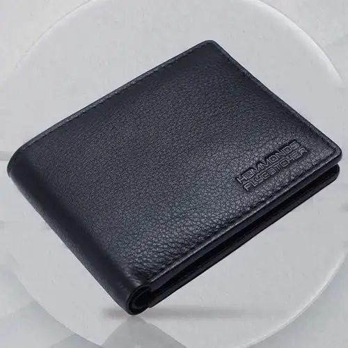 Attractive Leather RFID Protected Mens Bi Fold Wallet