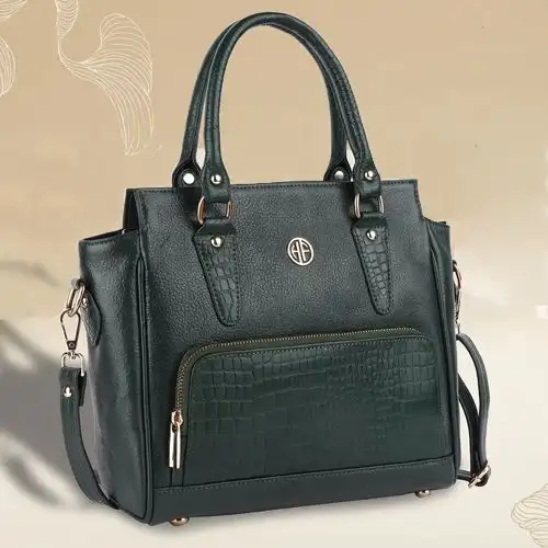 Chic Leather Sling Handbag
