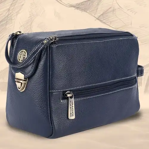 Impressive Leather Toiletry Bag