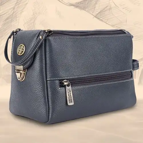 Trendy Leather Toiletry Bag