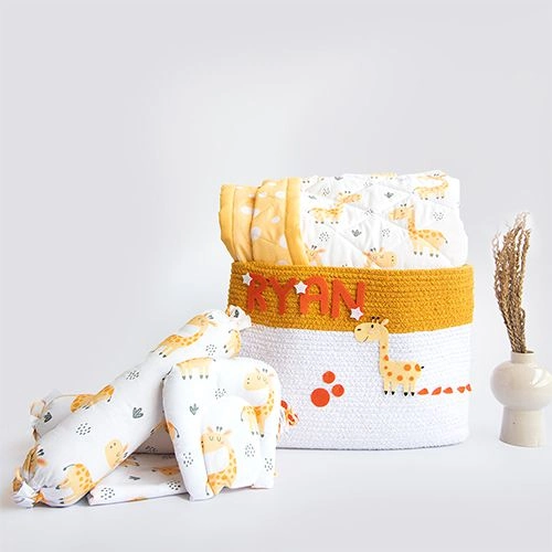 Exclusive Giraffe Bedding Gift Set