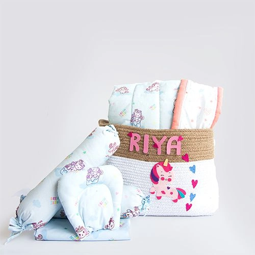 Amazing Bedding N Storage Gift Set